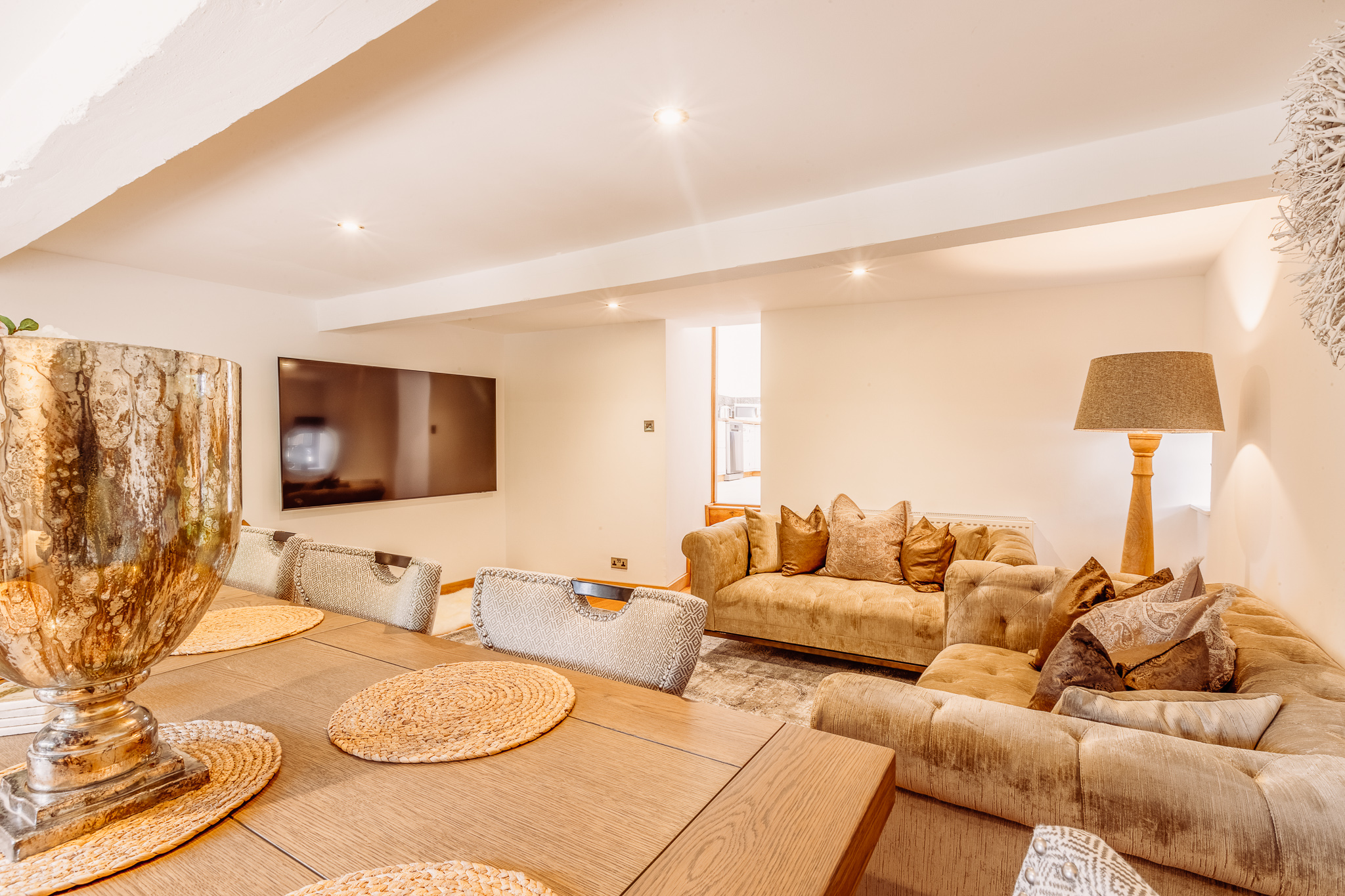 170922 Rose Walls Internals-45