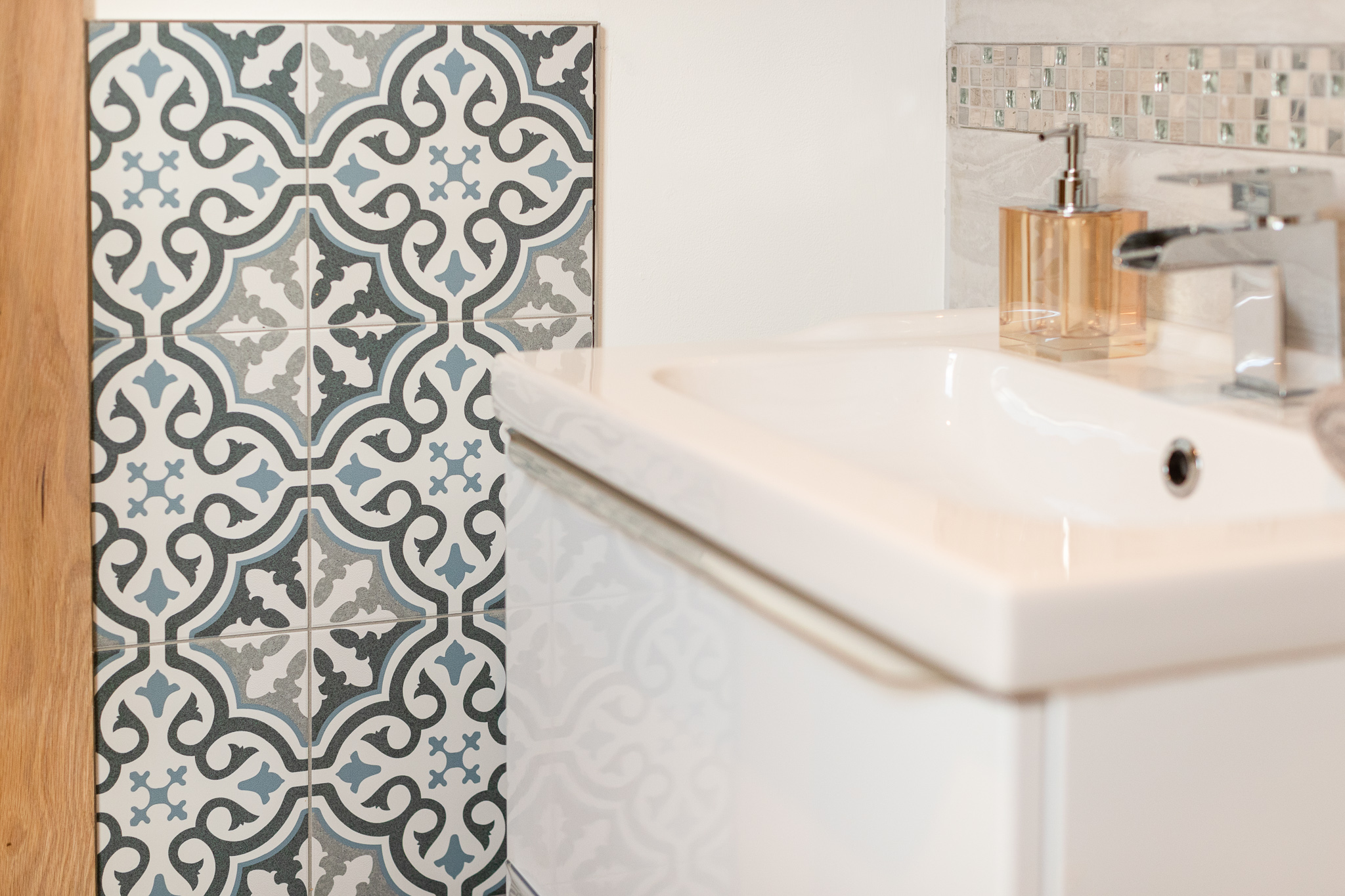 170922 Rose Walls Internals-93