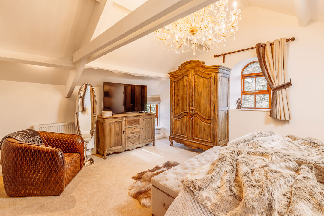 170922-Rose-Walls-Internals-20